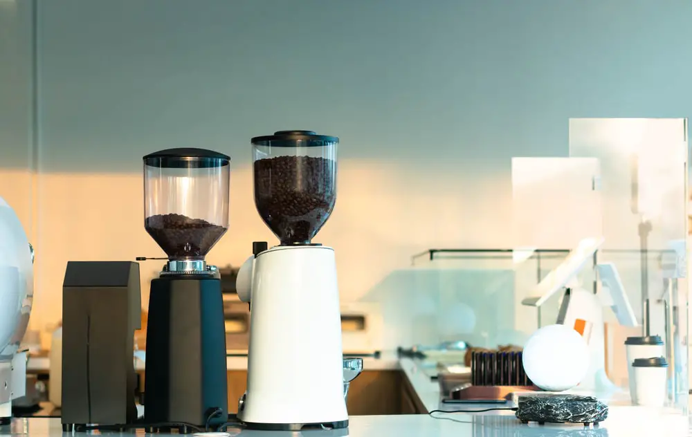 cafe-coffee-shop-bar-counter-equipment
