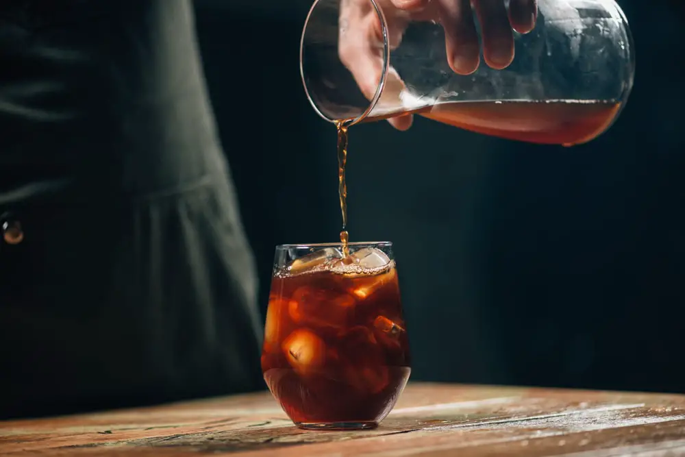 pouring-cold-brew-coffee