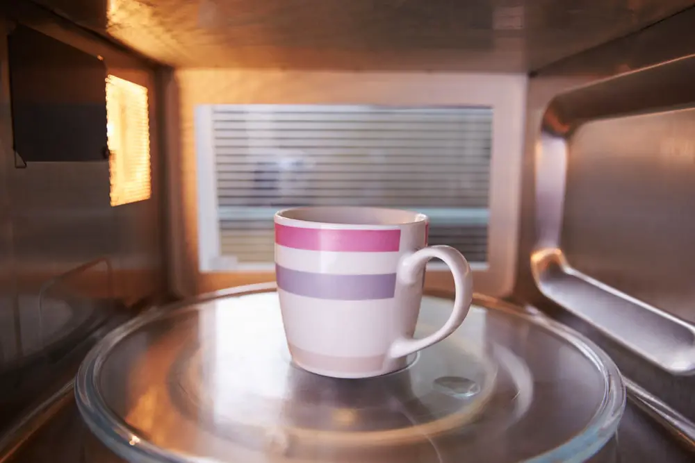 can-coffee-mugs-go-in-the-oven